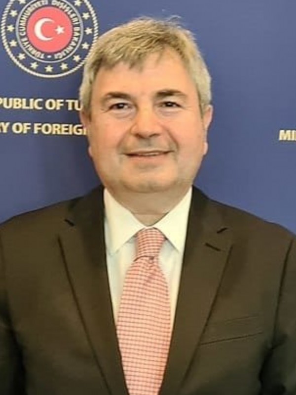 Lizbon Büyükelçisi Murat Karagöz hayatını kaybetti!